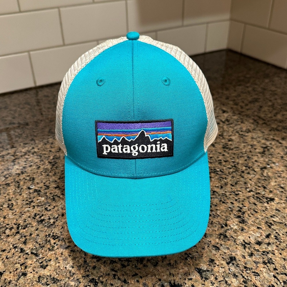 Patagonia P-6 Logo Trucker Hat Adjustable Teal Beige Organic Cotton